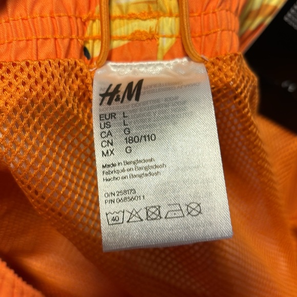 NWT H&M Large All Over Banana Print 3” Inseam Swim Trunks Shorts Orange Mesh - Picture 4 of 7